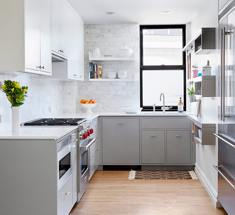 mẫu thiết kế nội thất nhà bếp trắng xám